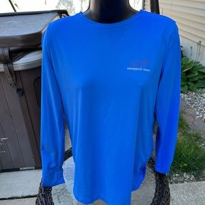 Blue vineyard vine long sleeve tee